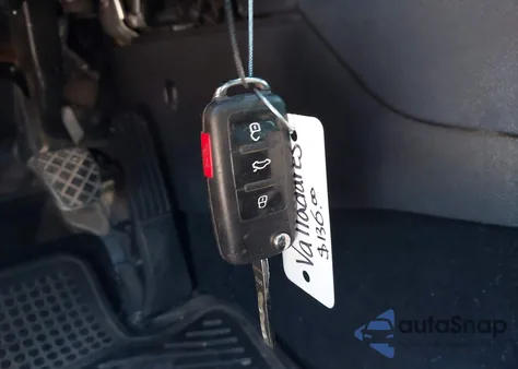 2012 Volkswagen Golf Tdi 4-Door from USA, damaged, VIN WVWNM7AJ8CW332232